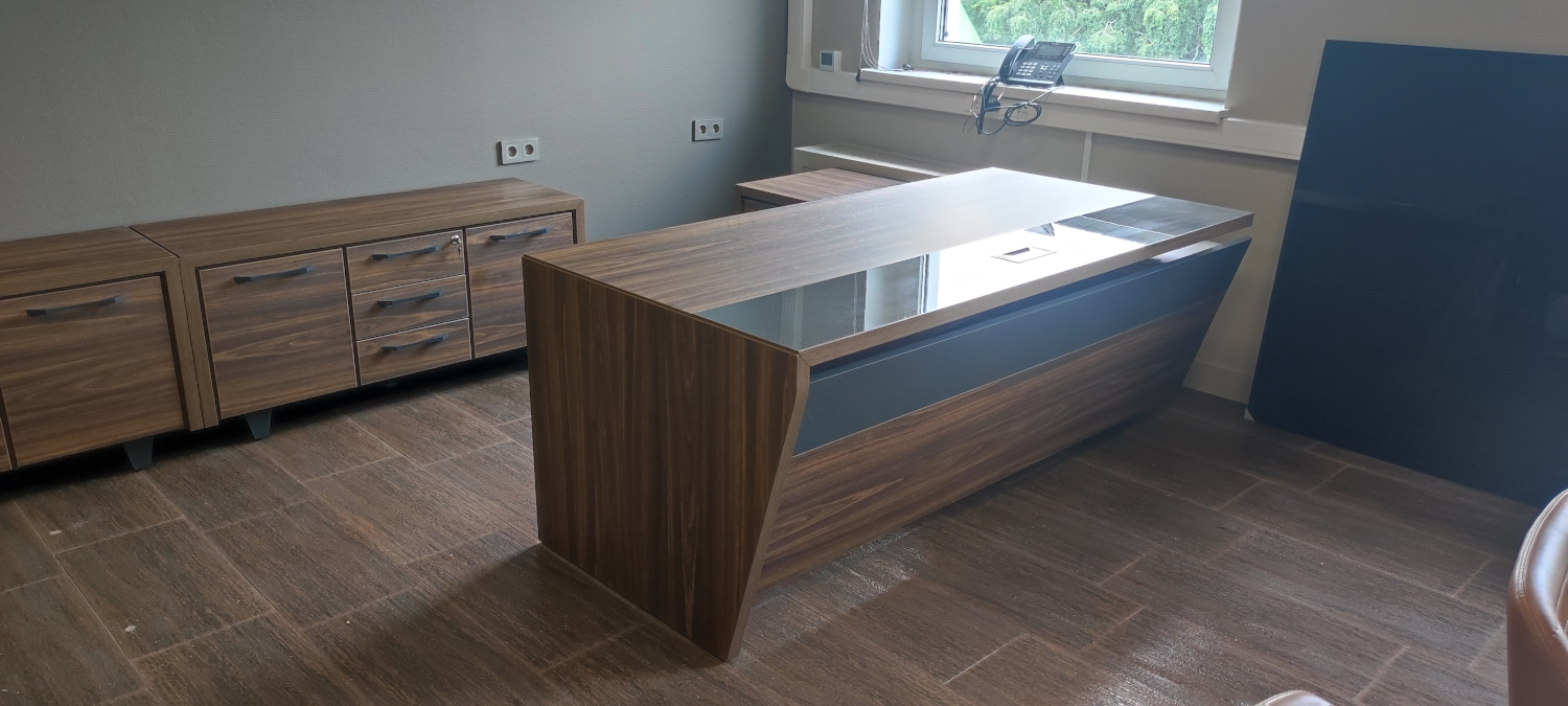 Стол руководителя Corner COR.SRT-18(L)